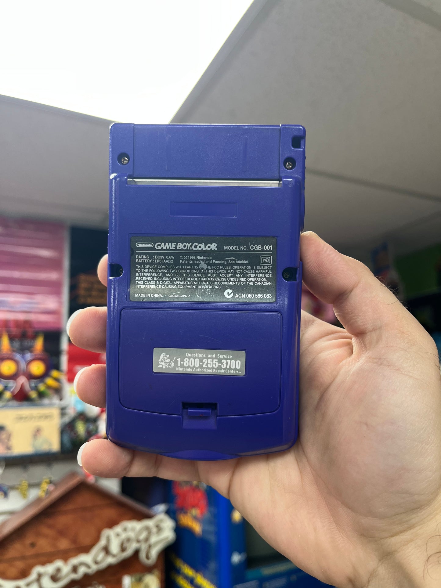 Gameboy Color (Purple)