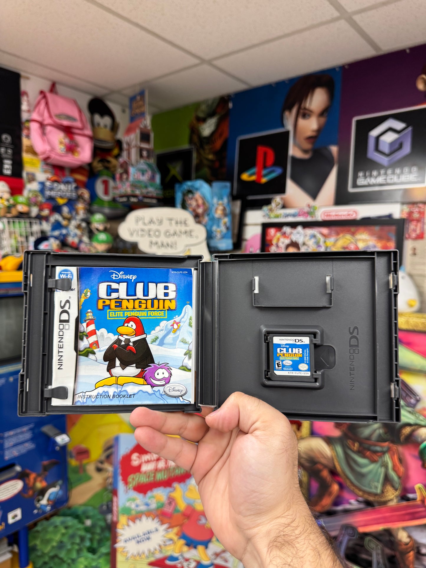 Club Penguin: Elite Penguin Force - DS CiB