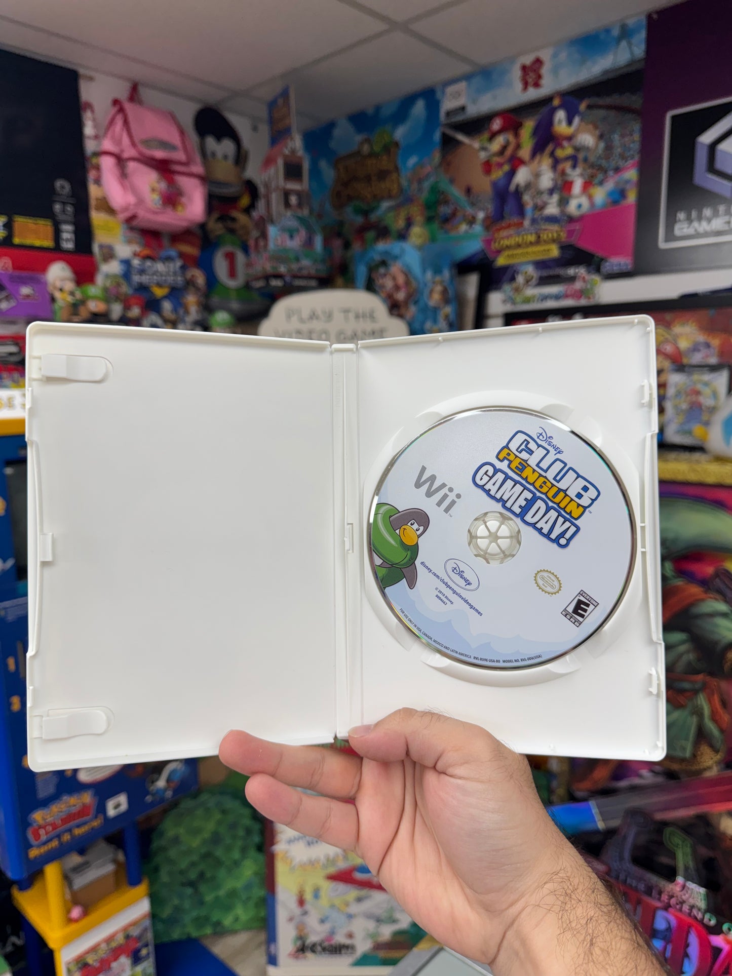 Club Penguin Game Day Wii