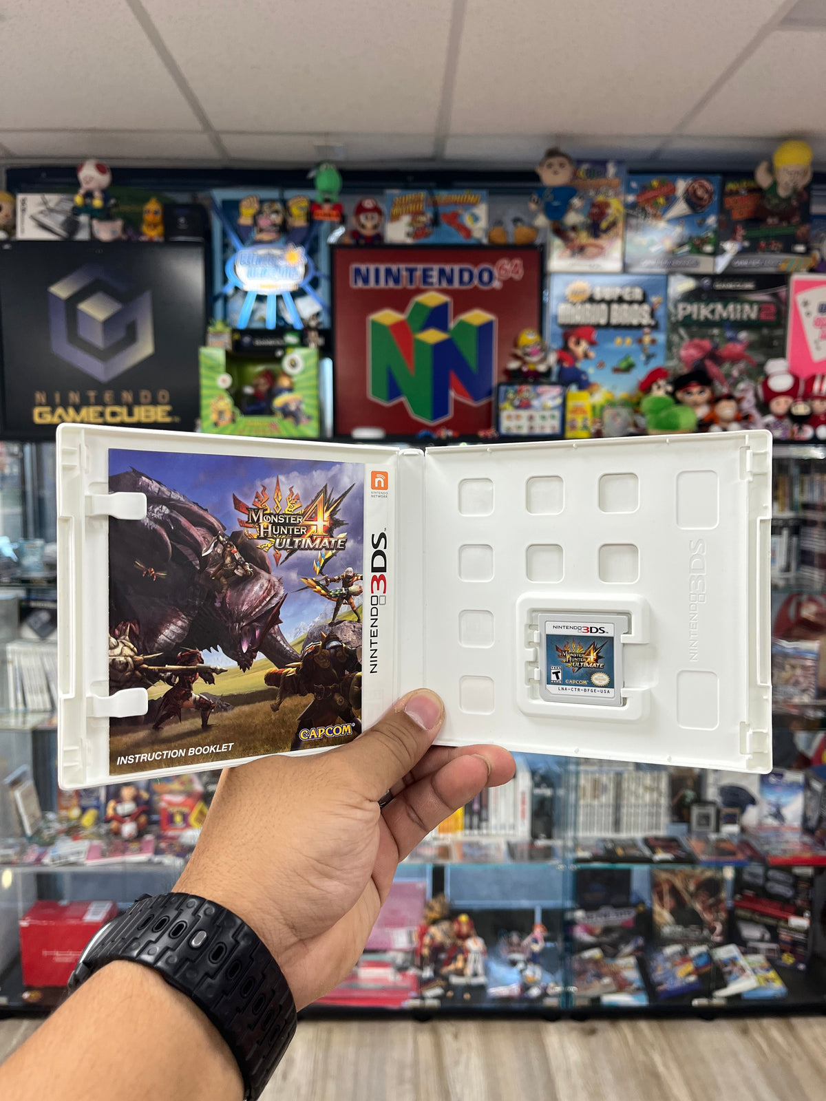 Monster Hunter 4 Ultimate - Nintendo 3DS CIB