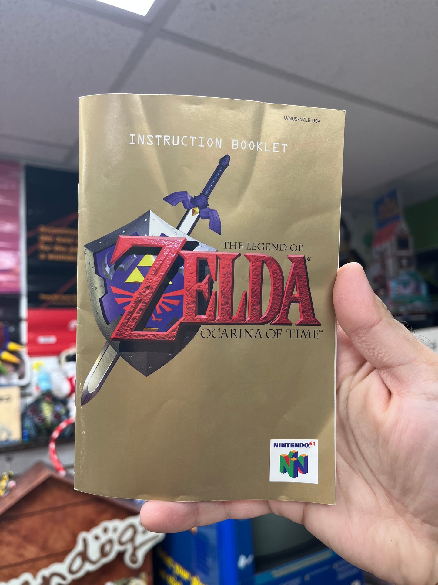 Zelda Ocarina of Time Collector's Edition N64 Complete (Best game ever made)