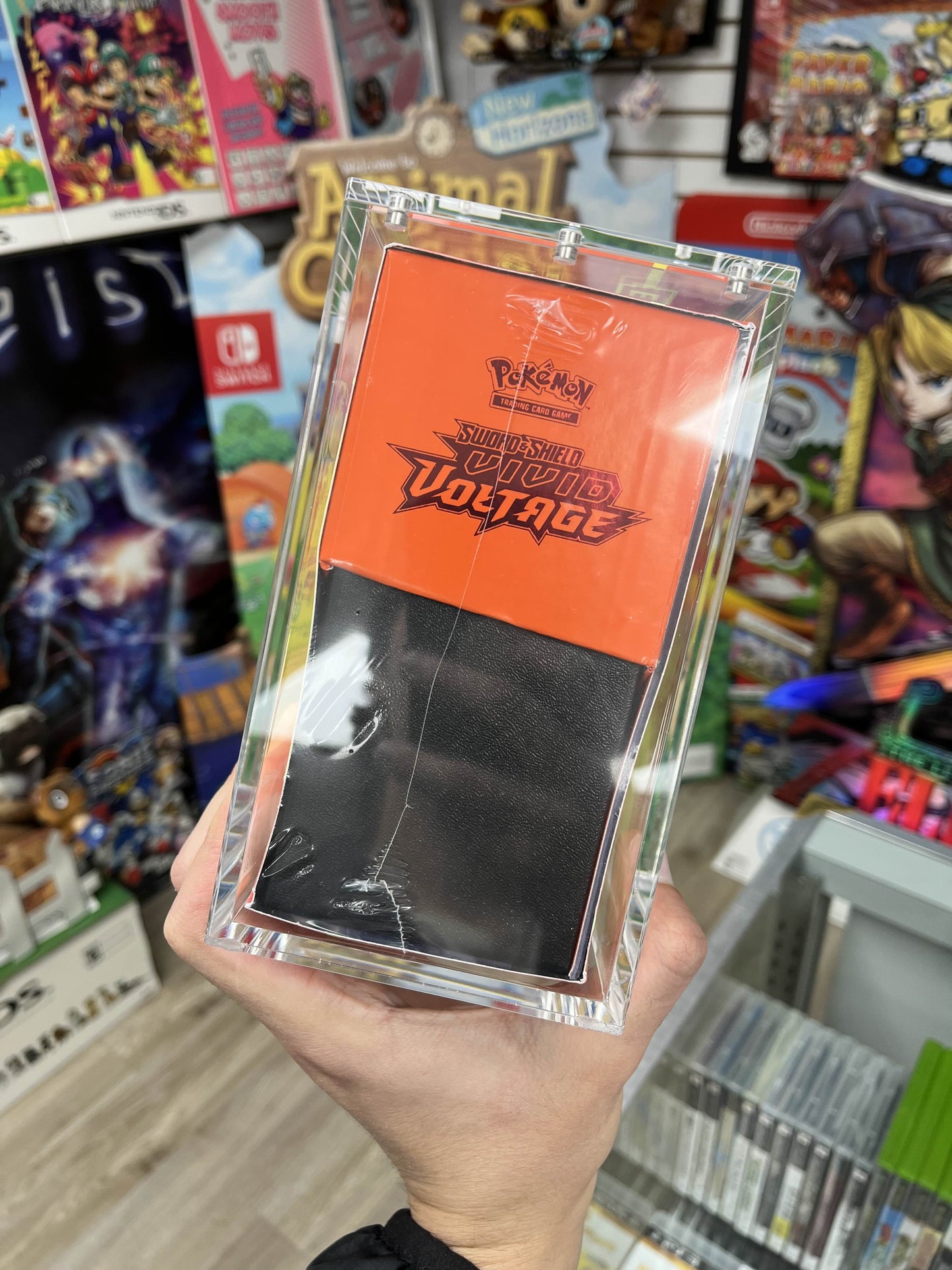 Pokemon Vivid Voltage ETB Sealed W/ Box Protector