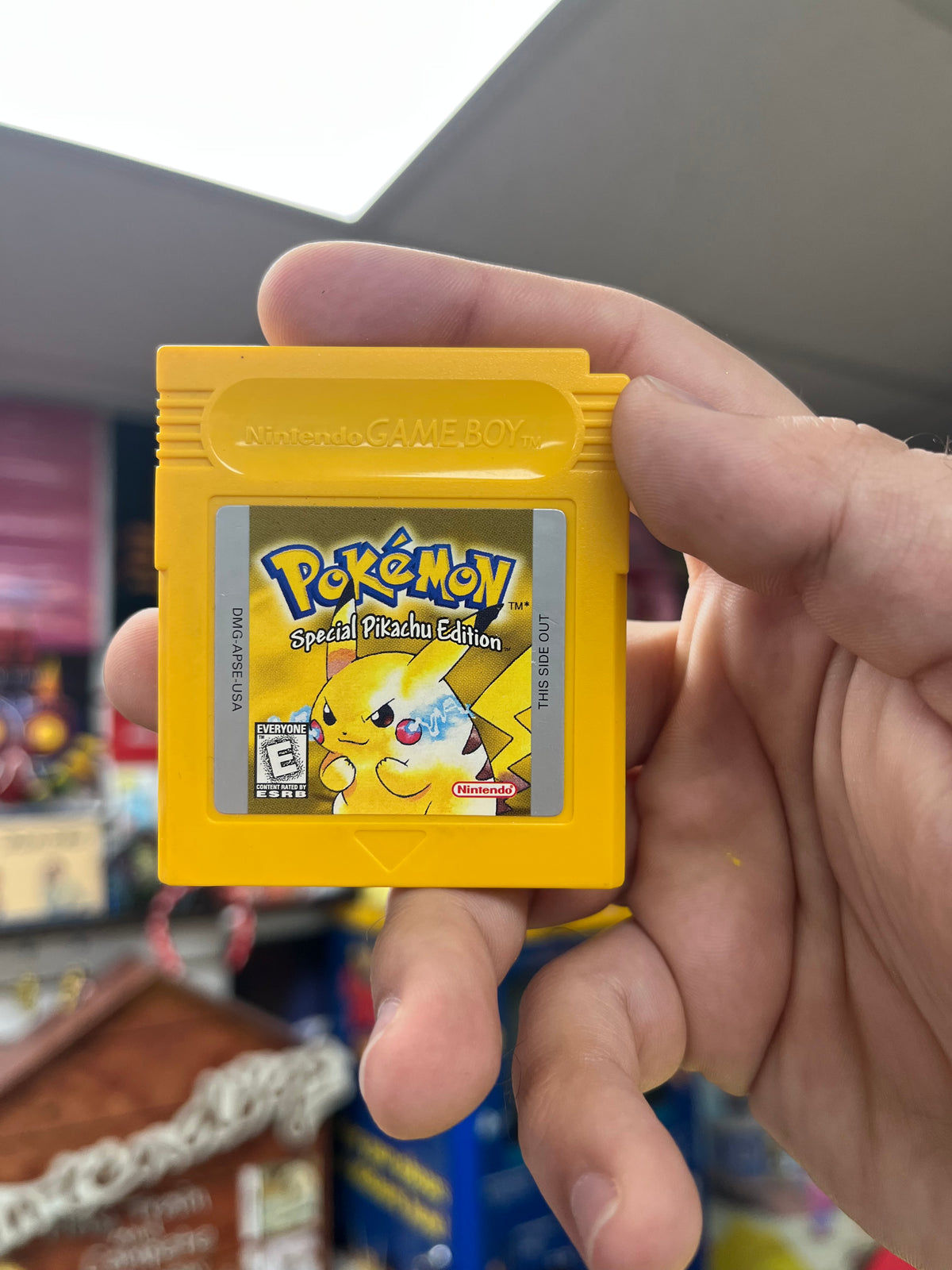 Pokemon Yellow - GameBoy CiB