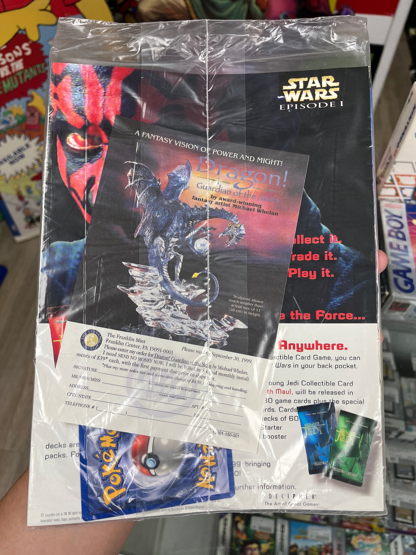 Pokemon Magazine SEALED W/ Pikachu Promo Mint Inside