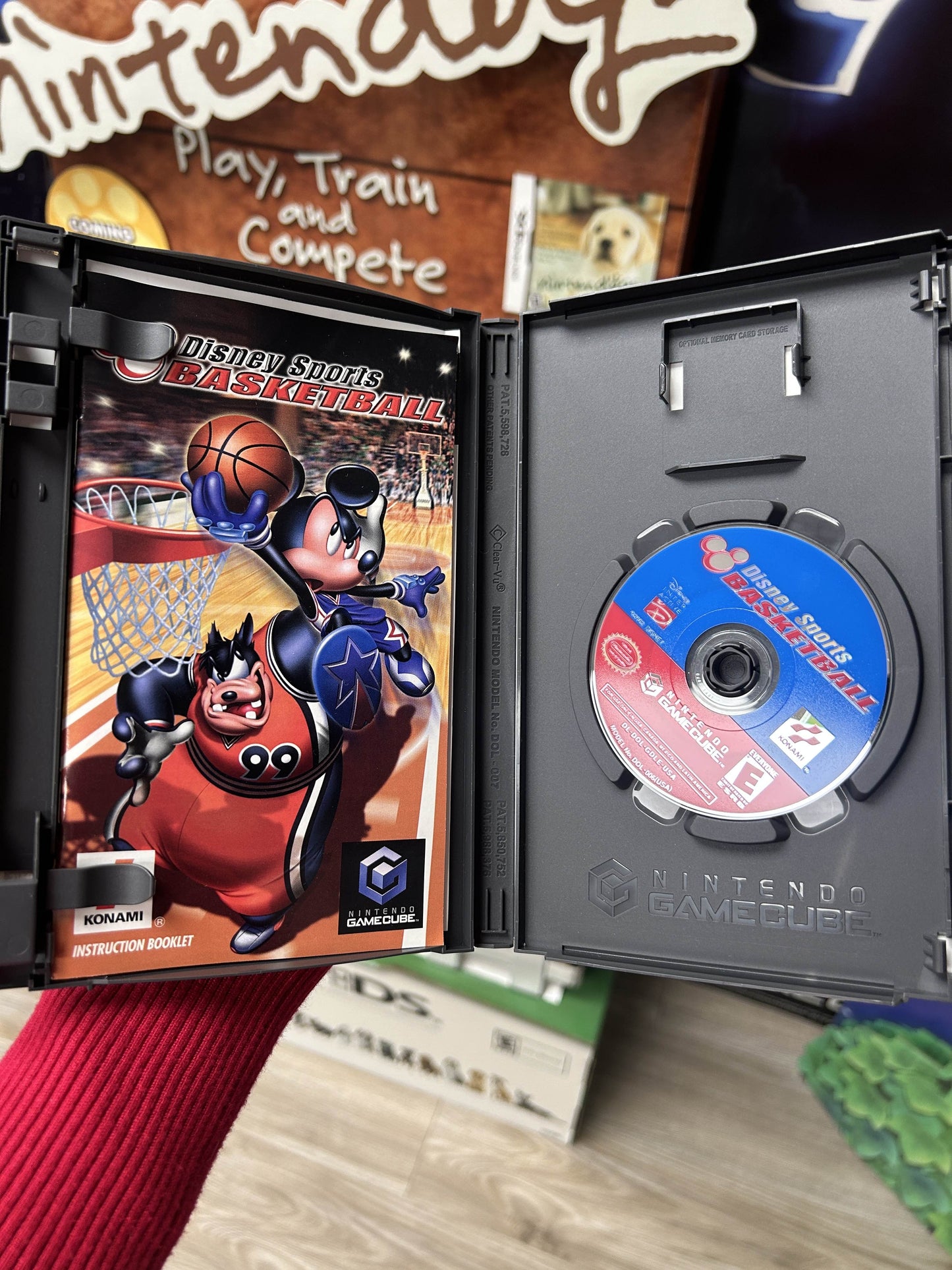 Disney Sports Basketball CLEAN + CIB! (Gamecube)