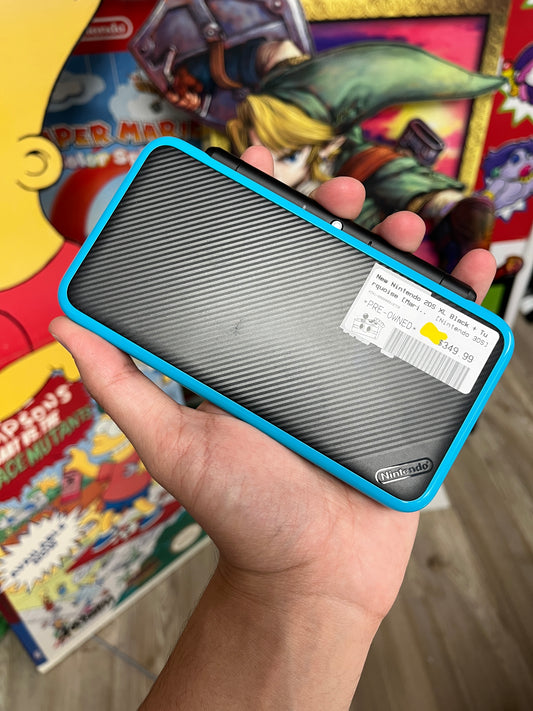 New 2DS XL Blue/Black W/ Charger