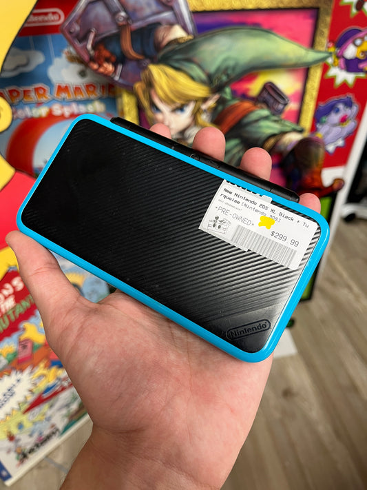 New 2DS XL Blue/Black W/ Charger