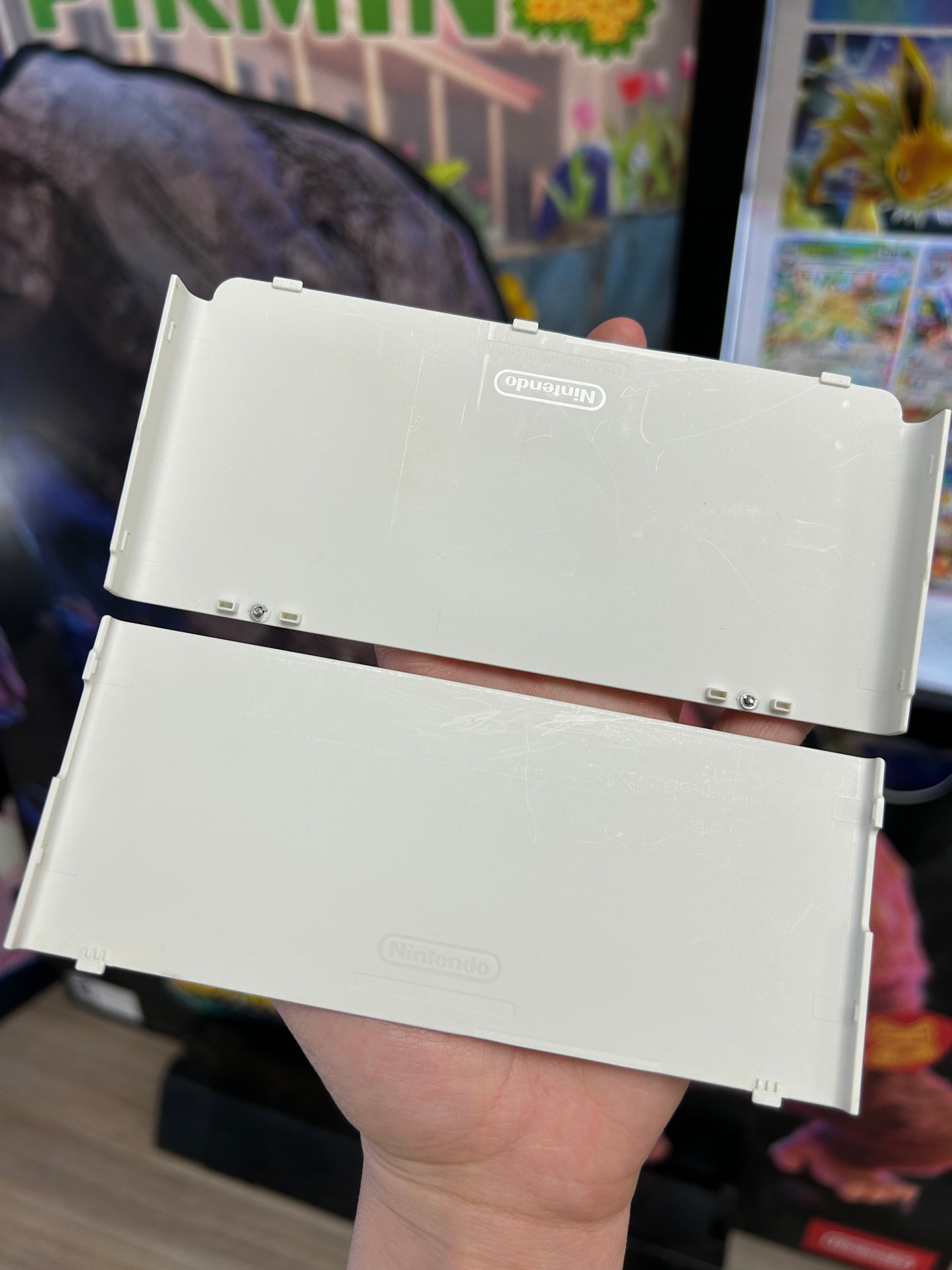 Black Friday Mario Faceplates, White (New 3DS)