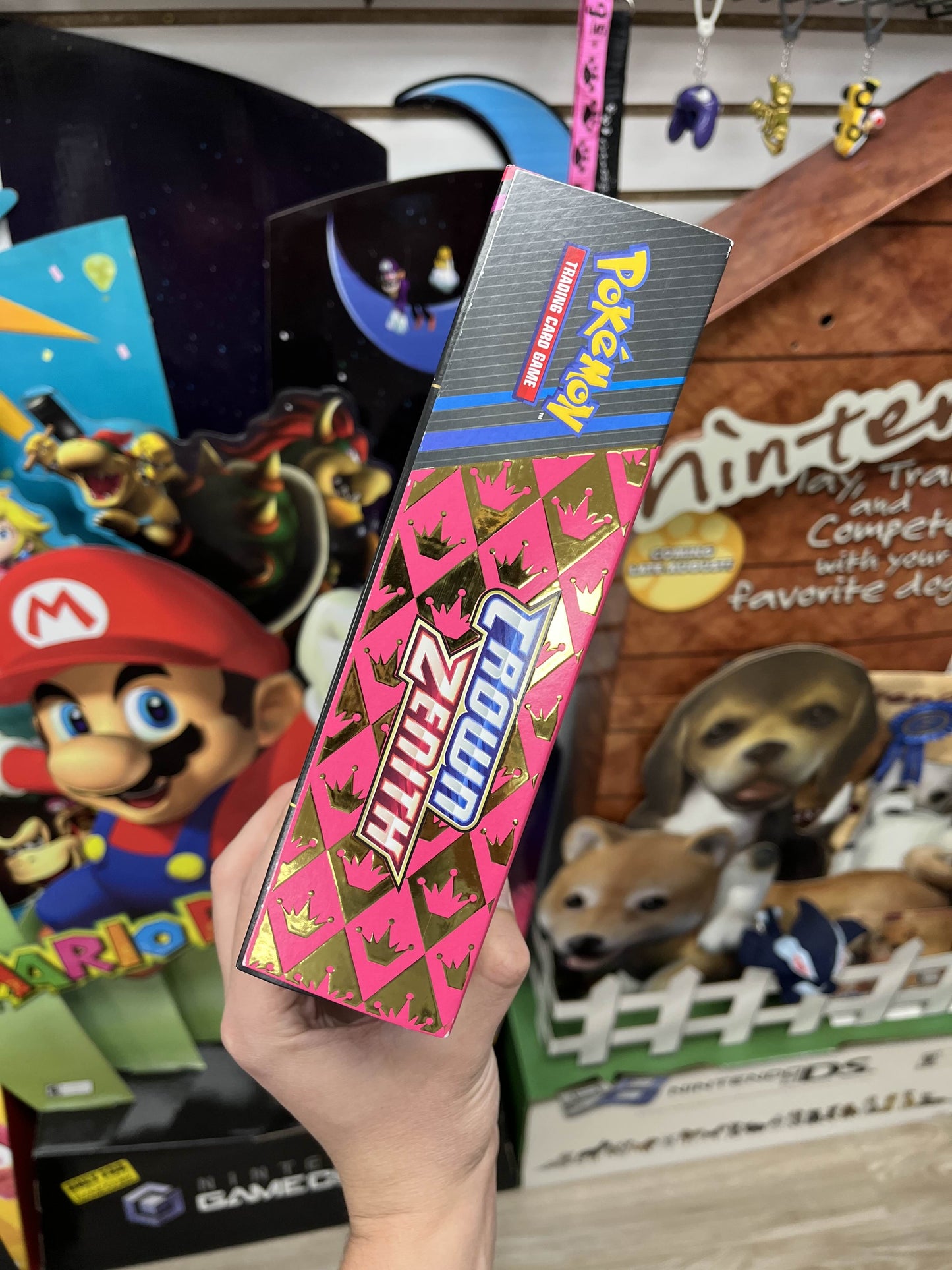 Shiny Zamazenta Pokemon TCG Box