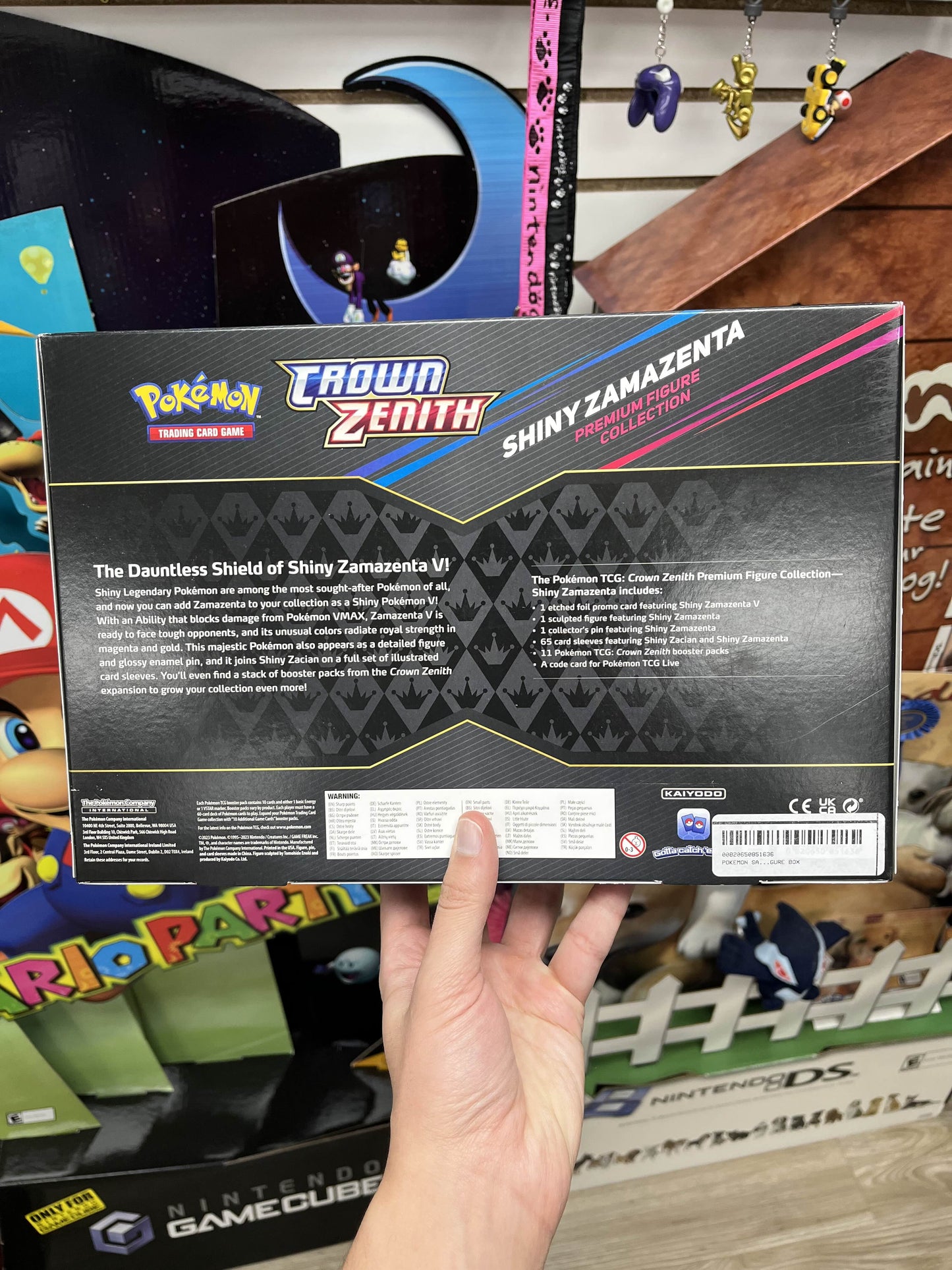Shiny Zamazenta Pokemon TCG Box
