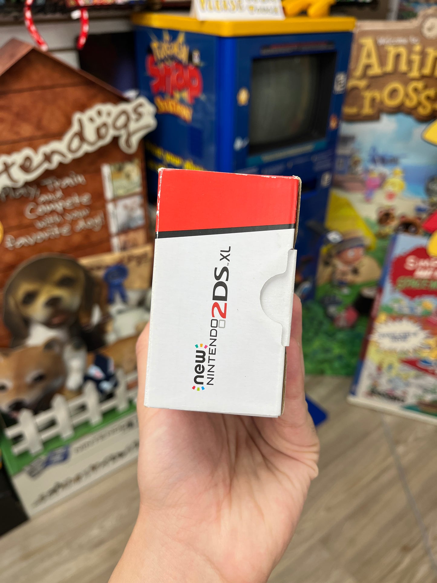 New Nintendo 2DS XL Poke Ball Edition
