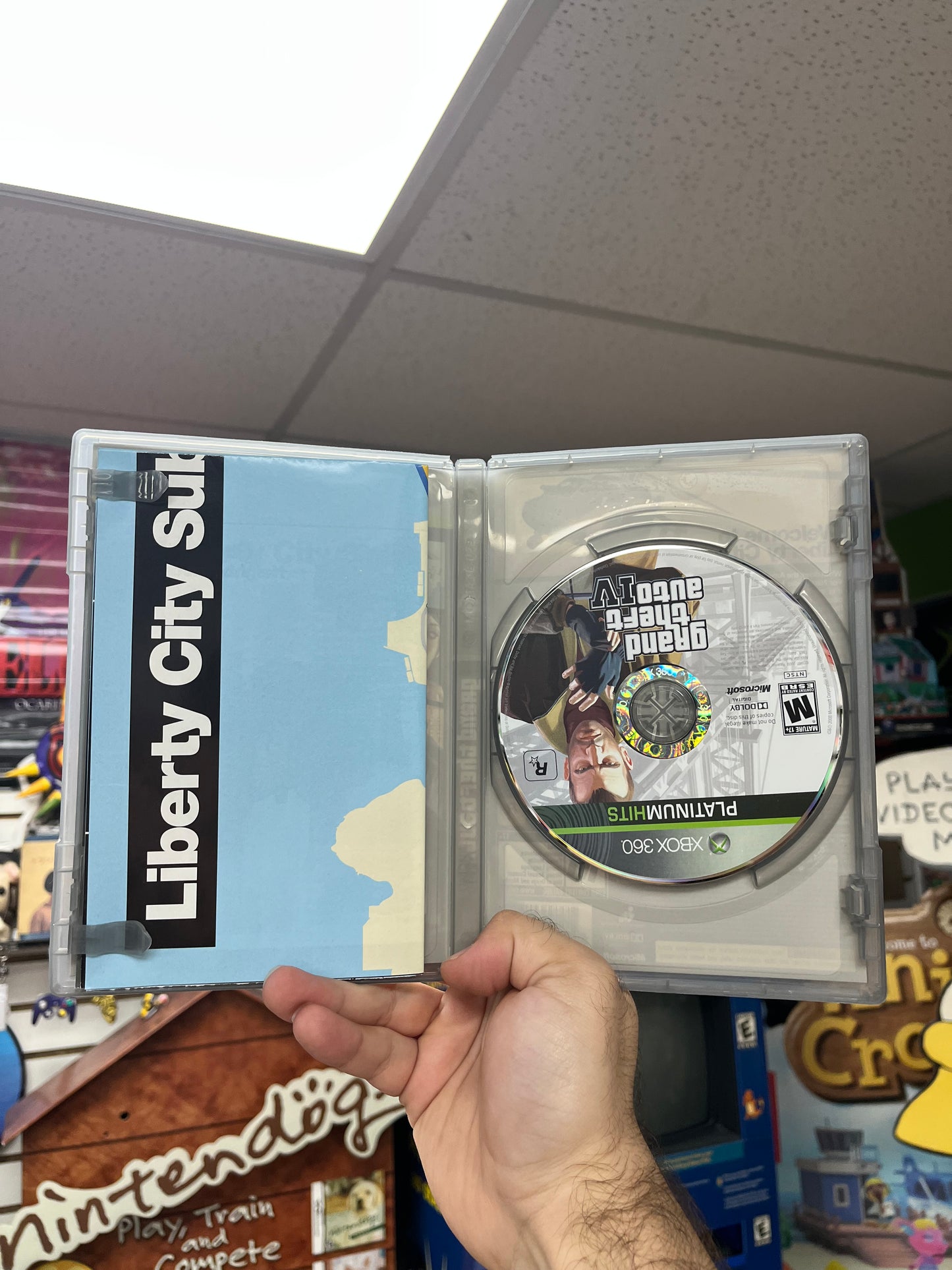 Grand Theft Auto IV [Platinum Hits] - Xbox 360 CiB