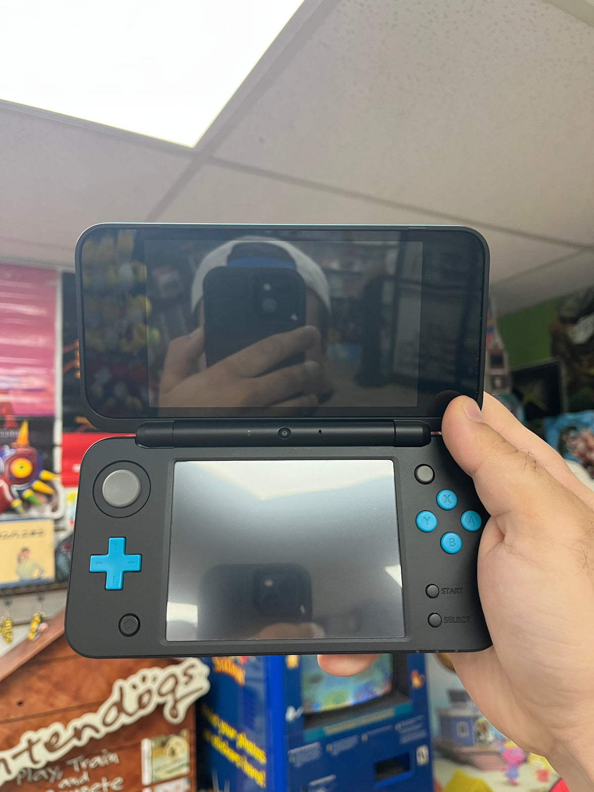 New Nintendo 2DS XL Black + Turquoise