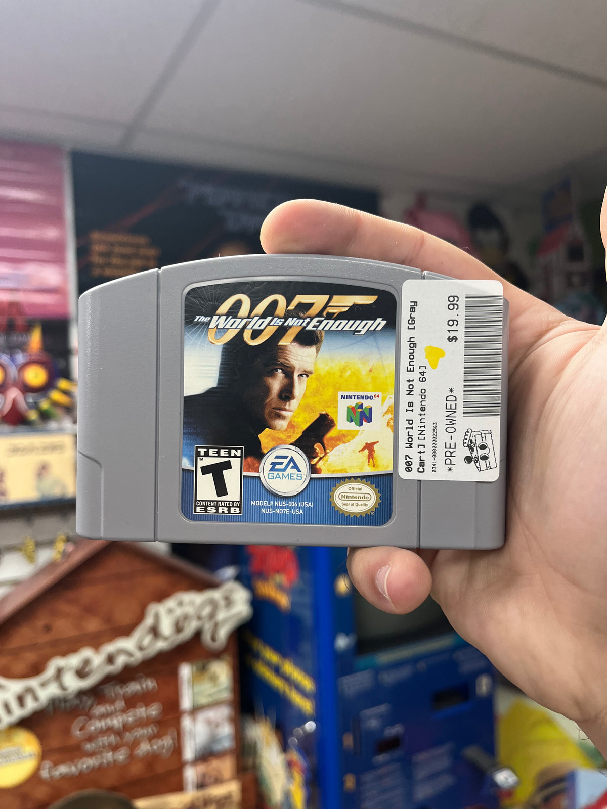 007 World is Not Enough - N64 Loose