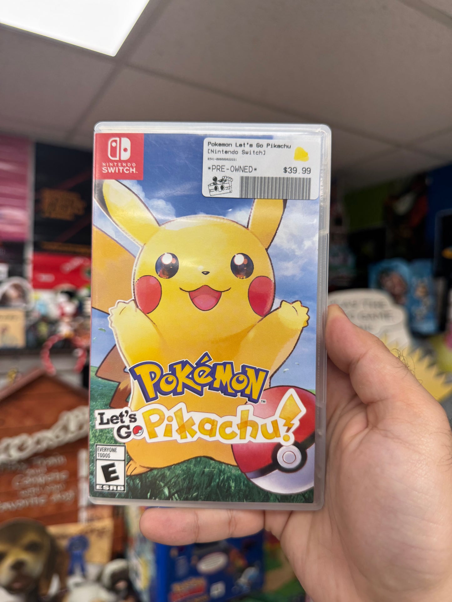 Pokemon Let's Go Pikachu - Switch CiB