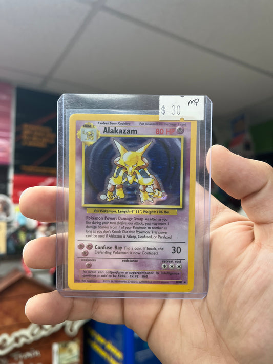 Pokemon TCG Base Set - Alakazam Holo MP