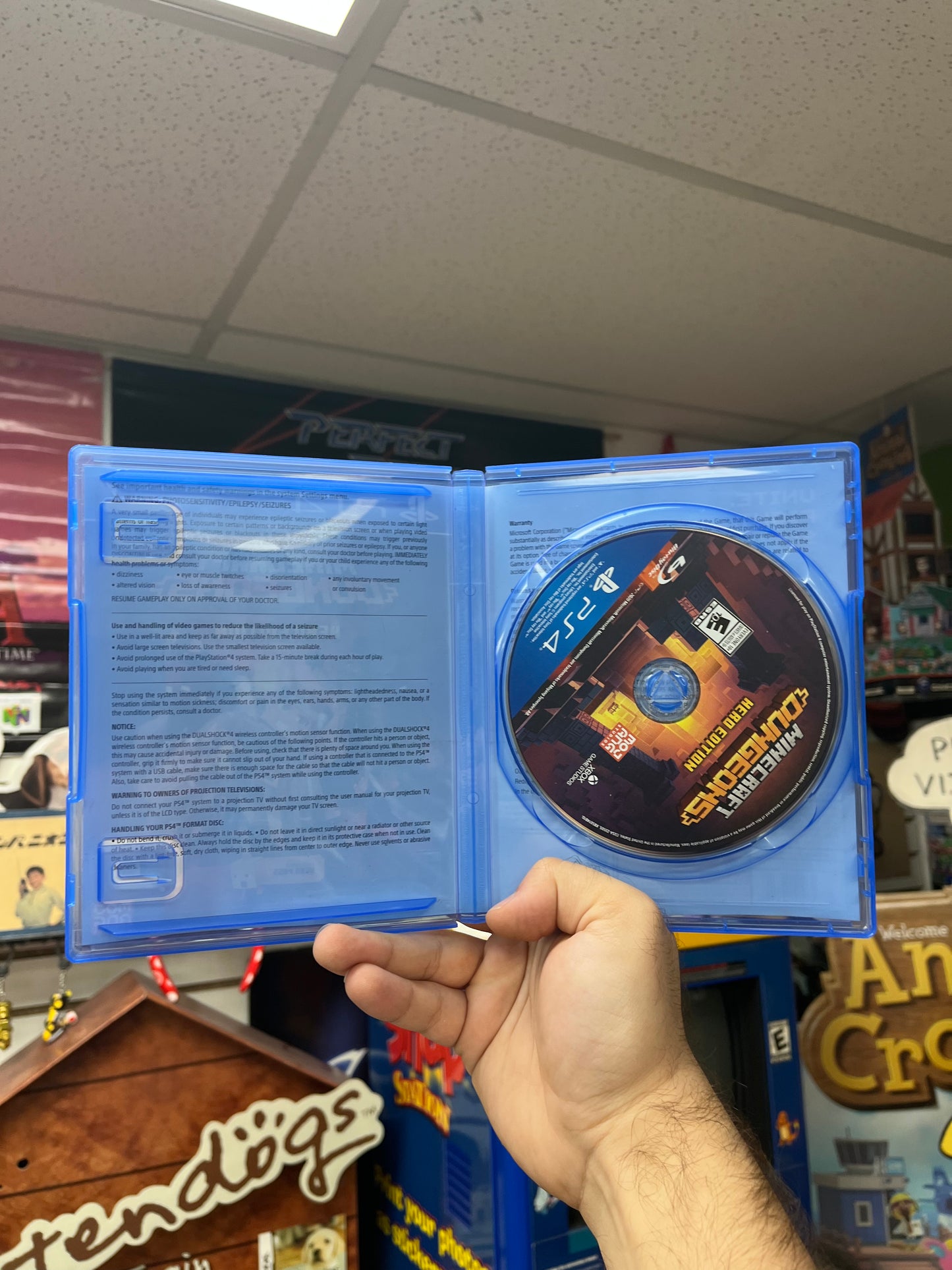 Minecraft Dungeons [Hero Edition] - PS4 CiB