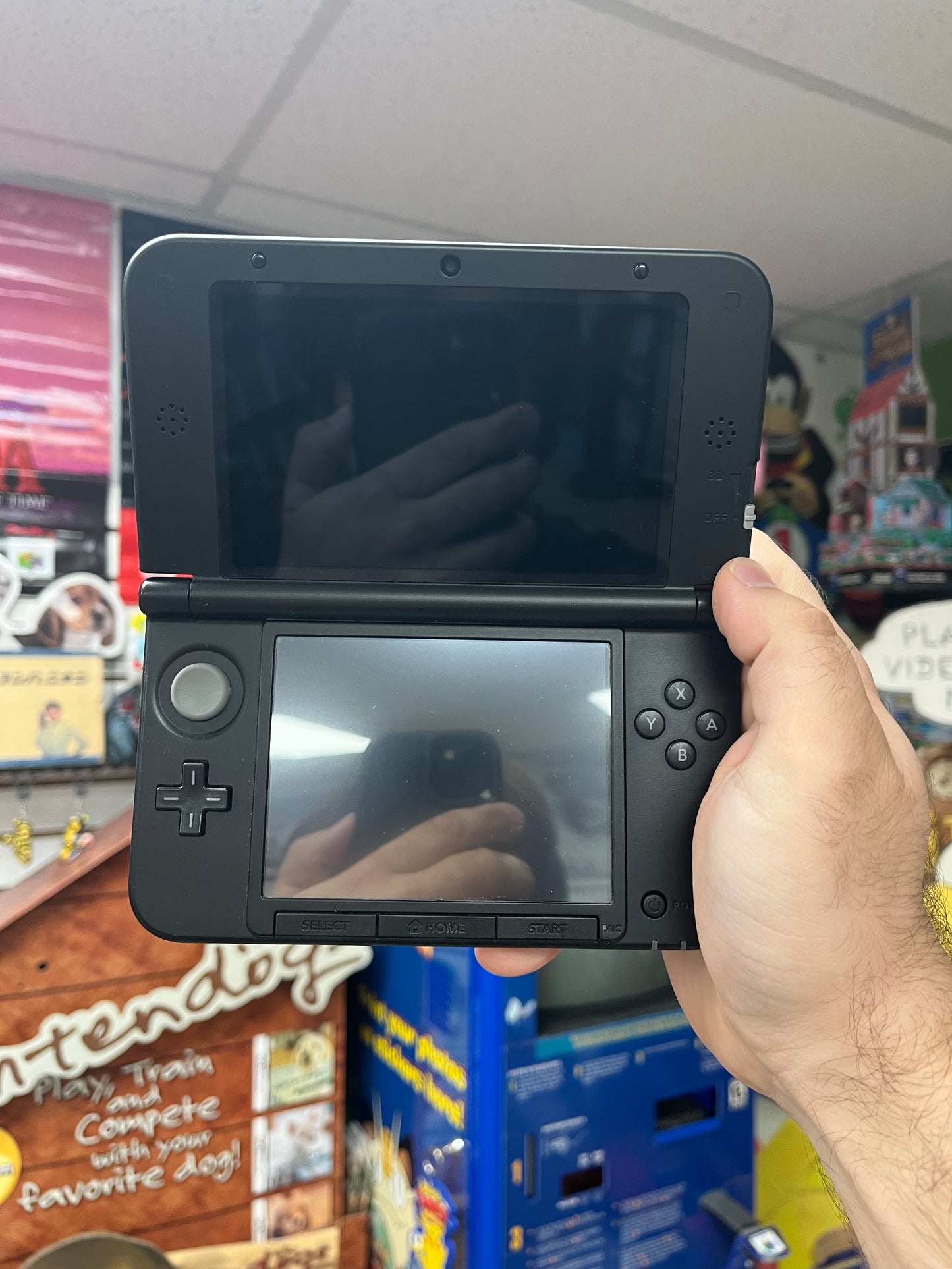 Nintendo 3DS XL Persona Q Edition