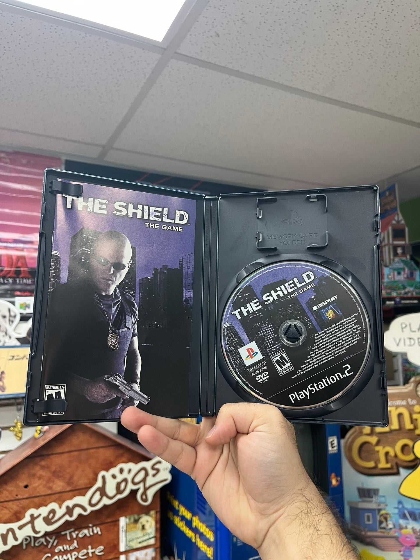 The Shield - PS2 CiB