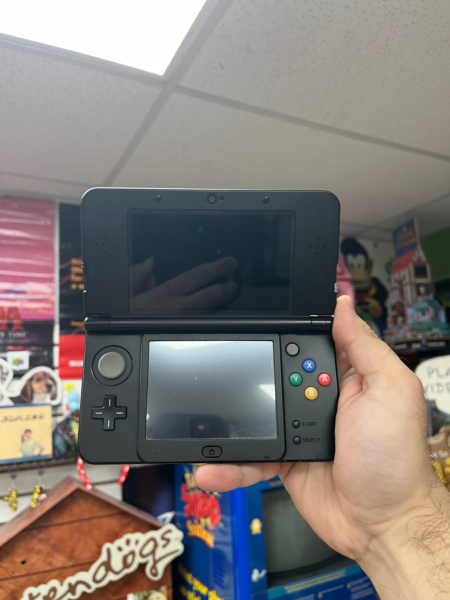 New 3DS Super Mario Black Edition