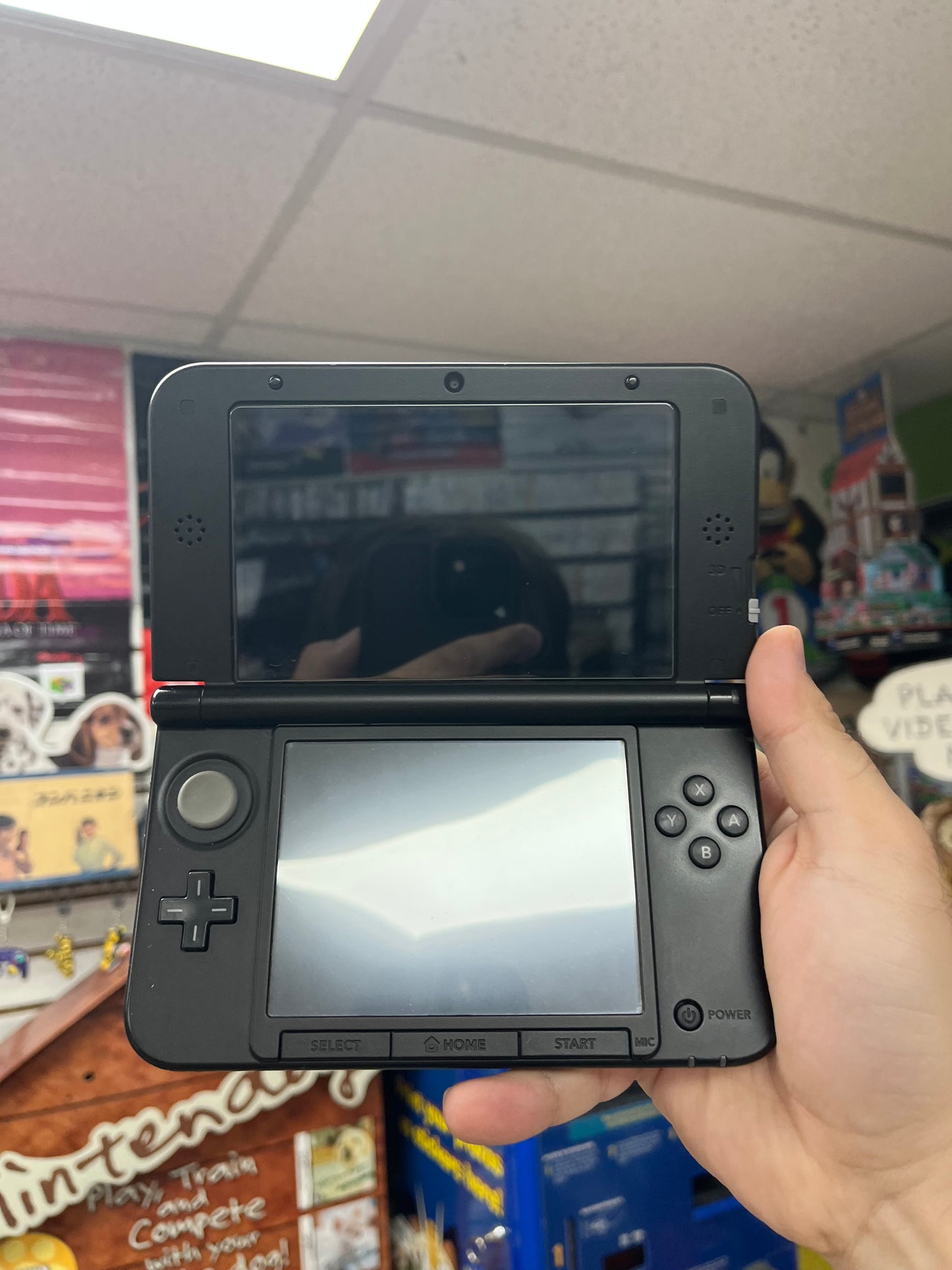 3DS XL Silver Mario & Luigi Edition