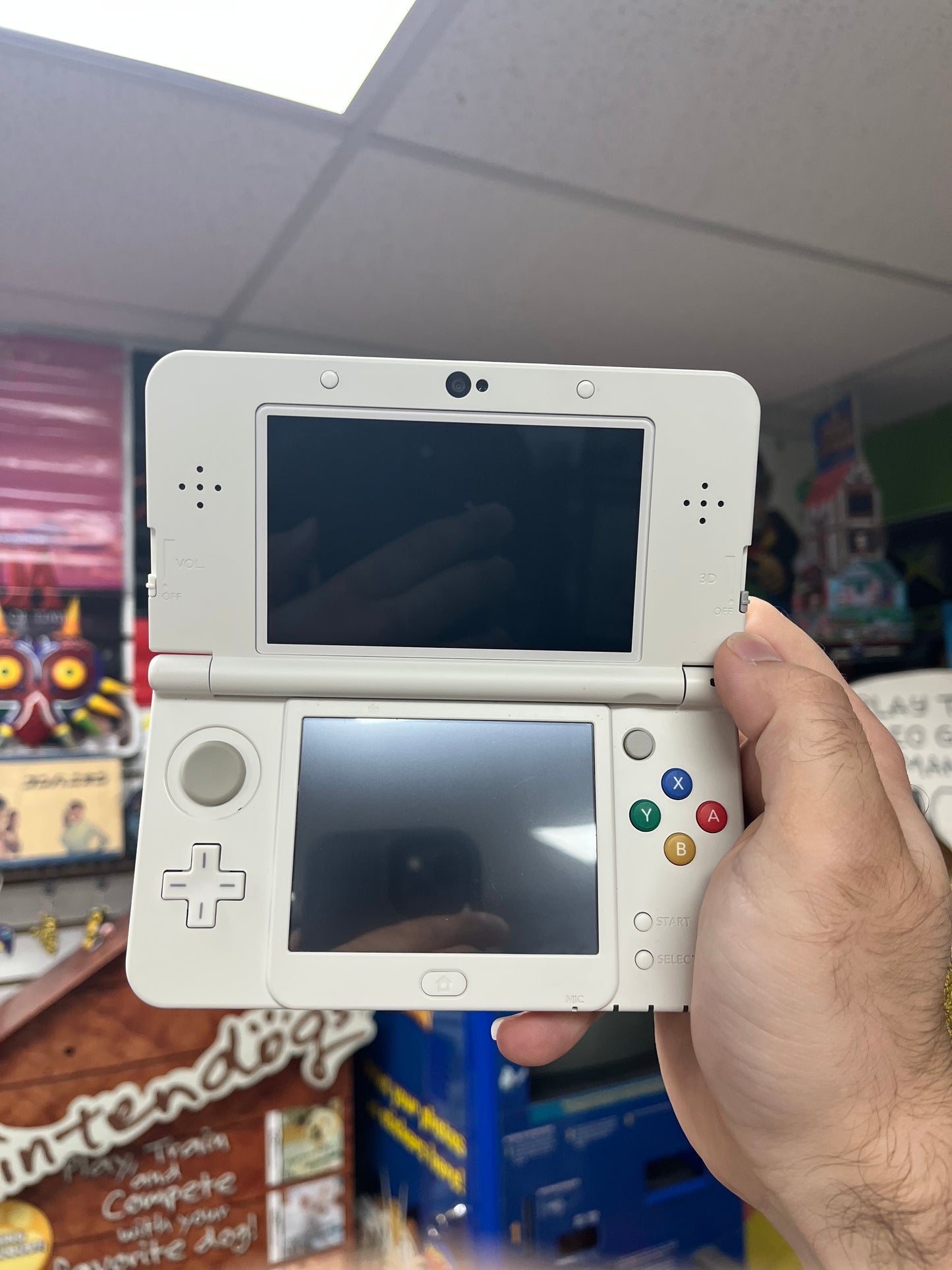 New Nintendo 3DS Animal Crossing: Happy Home Edition