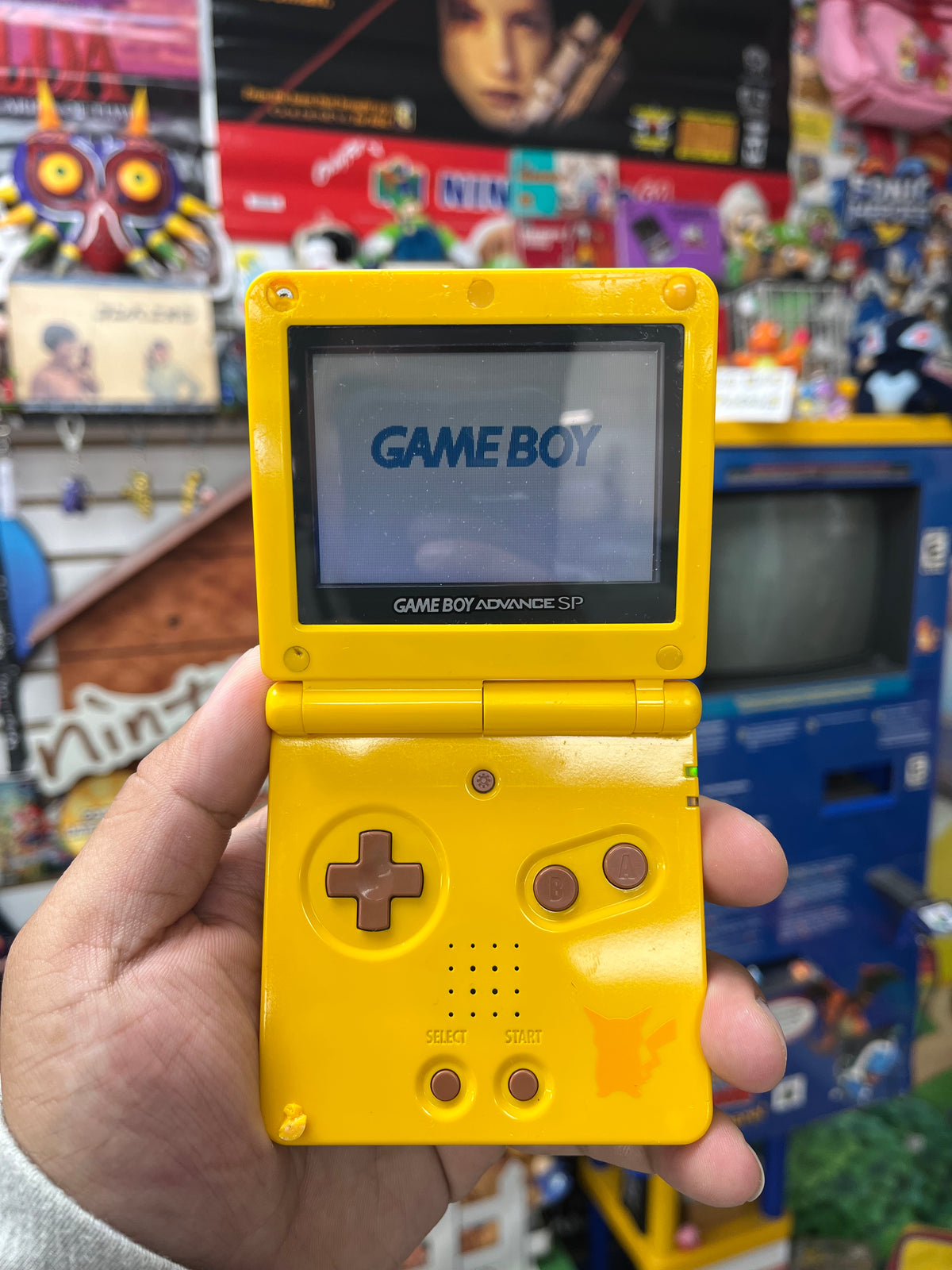 Pikachu GameBoy Advance SP