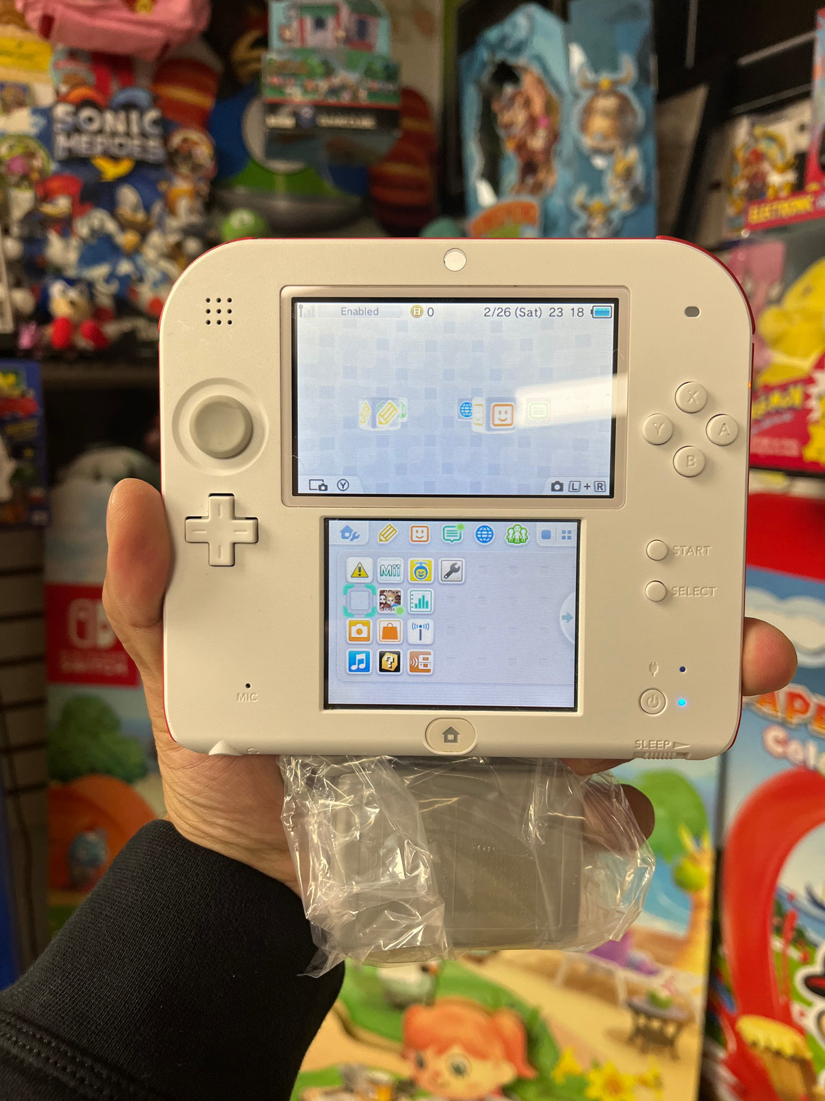 2DS Scarlet Red [New Super Mario Bros. 2 Edition] Boxed