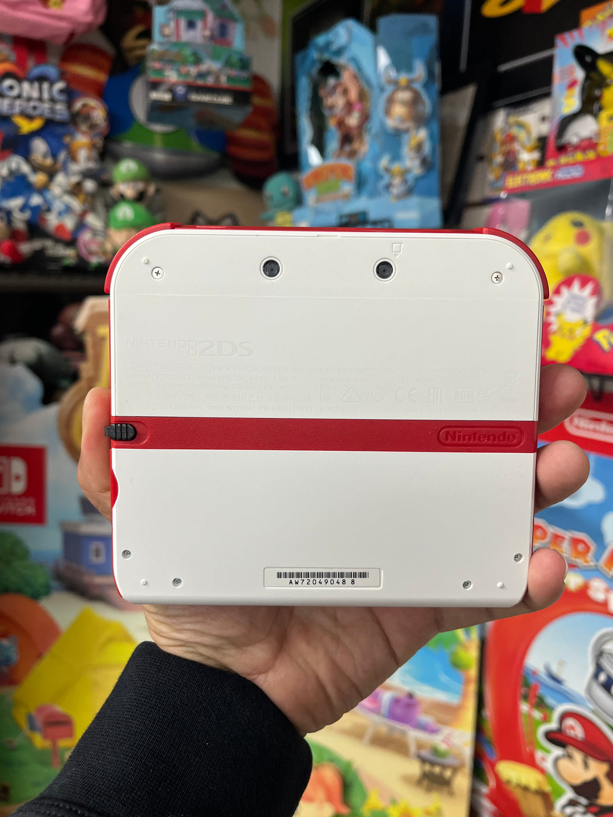 2DS Scarlet Red [New Super Mario Bros. 2 Edition] Boxed
