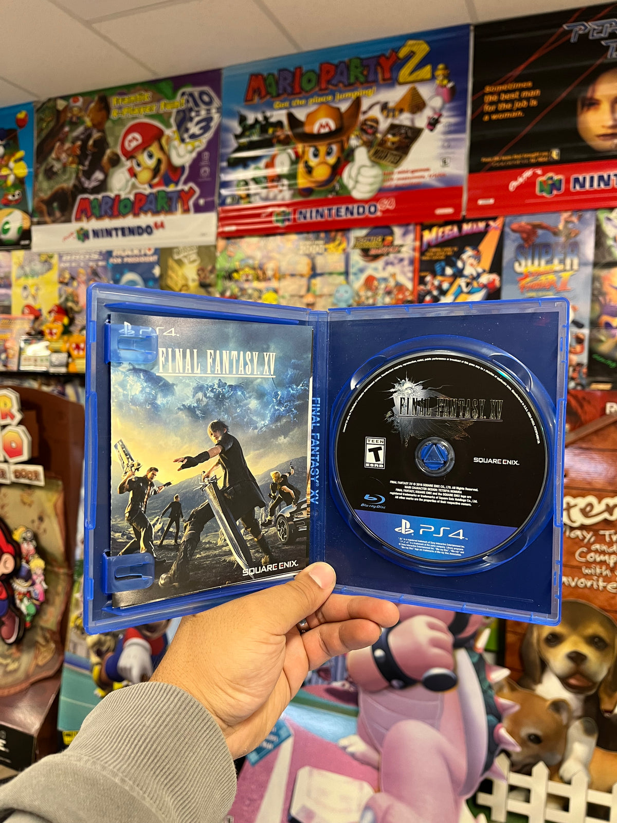 Final Fantasy XV [Day One Edition] - PS4 CIB