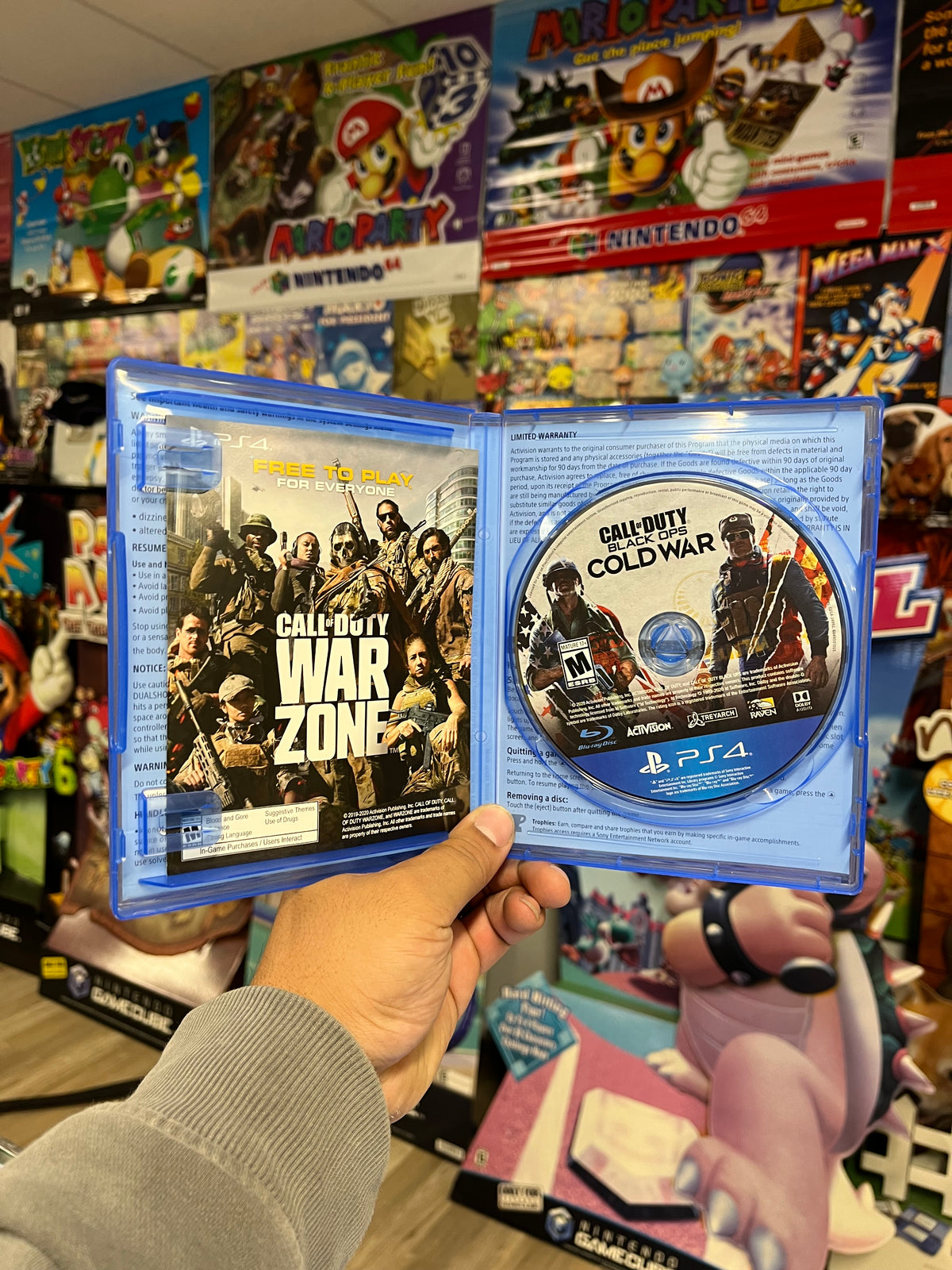 Call of Duty: Black Ops Cold War - PS4 CIB