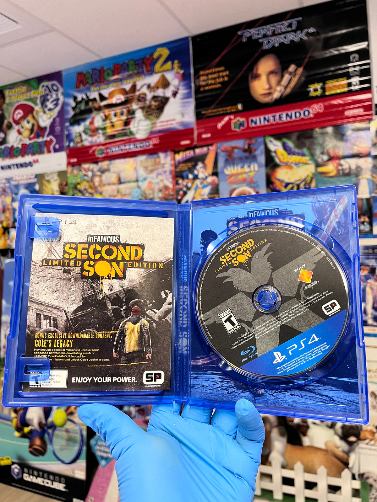 Infamous Second Son [Limited Edition] - PS4 CIB