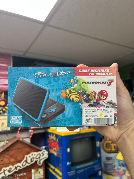 New Nintendo 3DS XL Black + Turquoise [Mario Kart 7 Edition] - Complete
