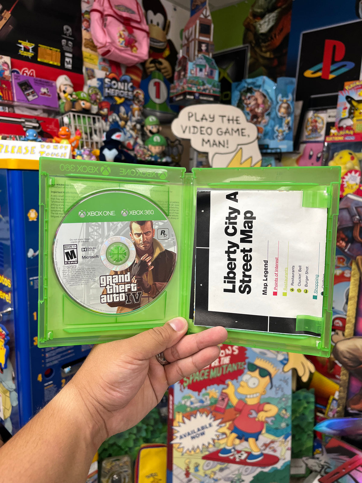 Grand Theft Auto IV [Platinum Hits] - Xbox One/Xbox 360
