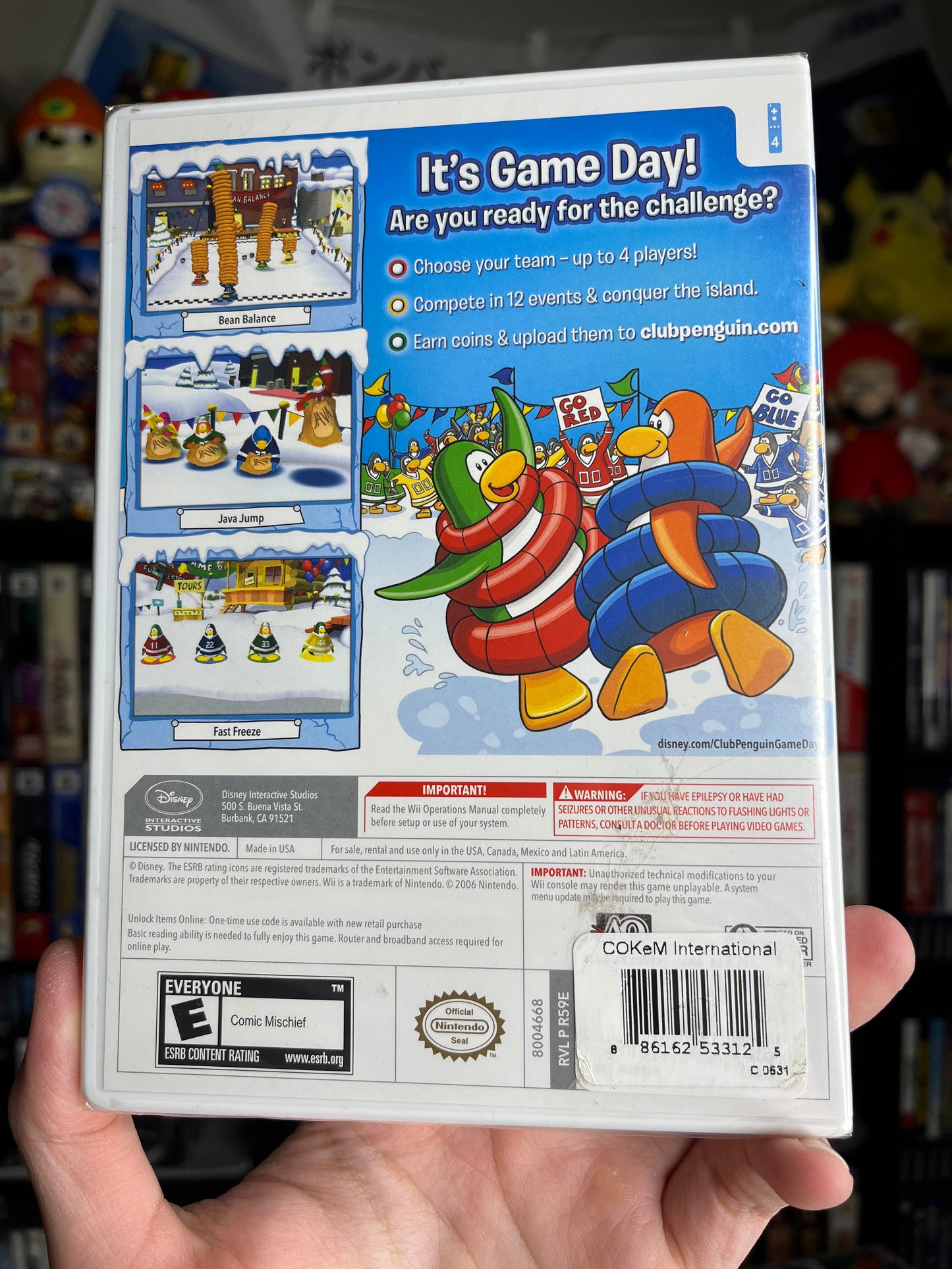 Club Penguin Game Day! Wii Sealed