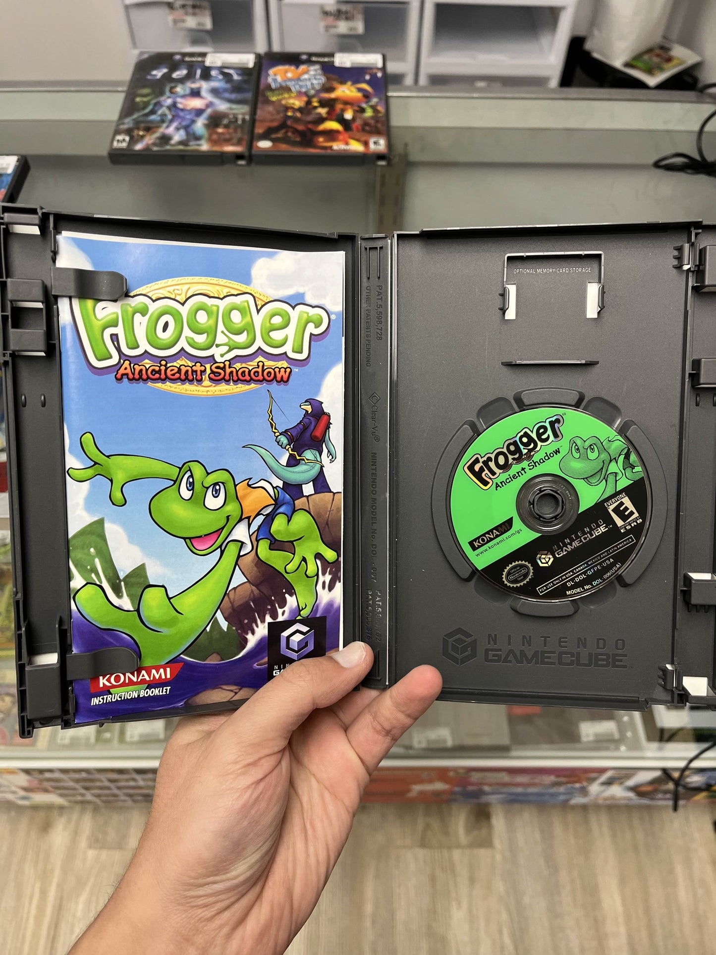 Frogger Ancient Shadows GameCube Complete