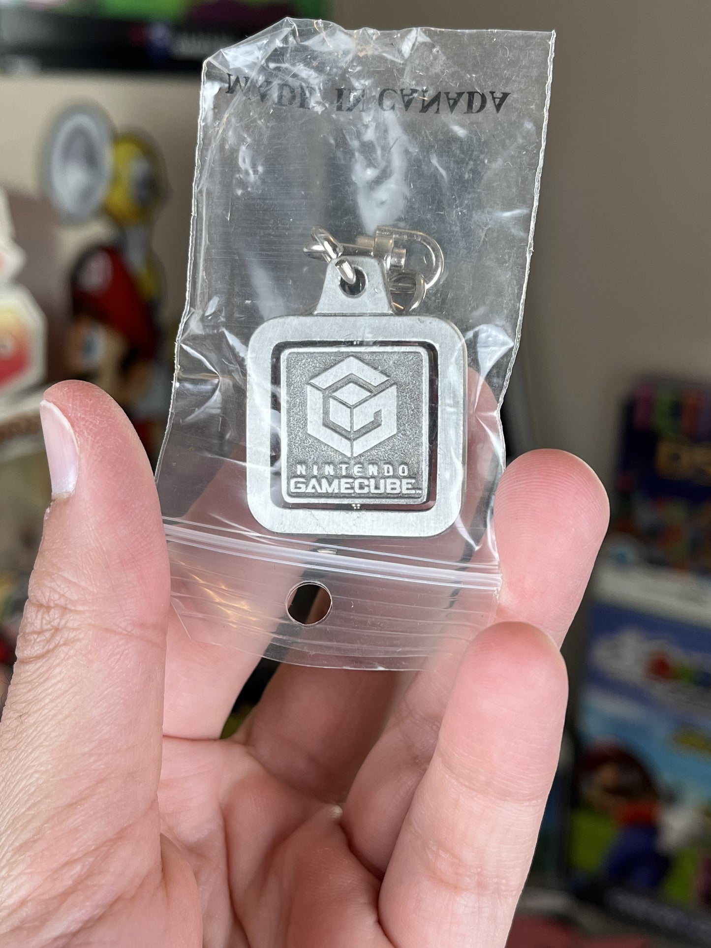 Metal GameCube Medallion Keychain NEW