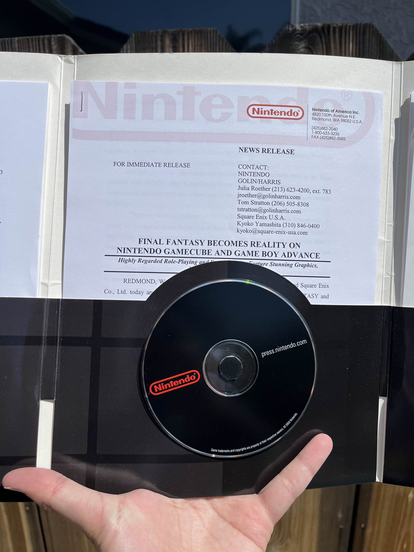 Nintendo E3 2002 Press Kit *Extremely Rare* Complete & Clean!