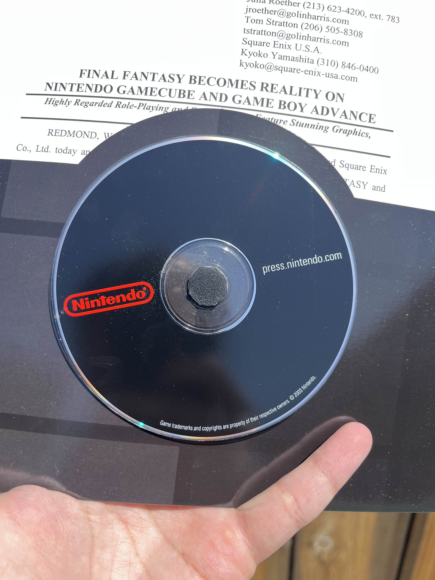 Nintendo E3 2002 Press Kit *Extremely Rare* Complete & Clean!