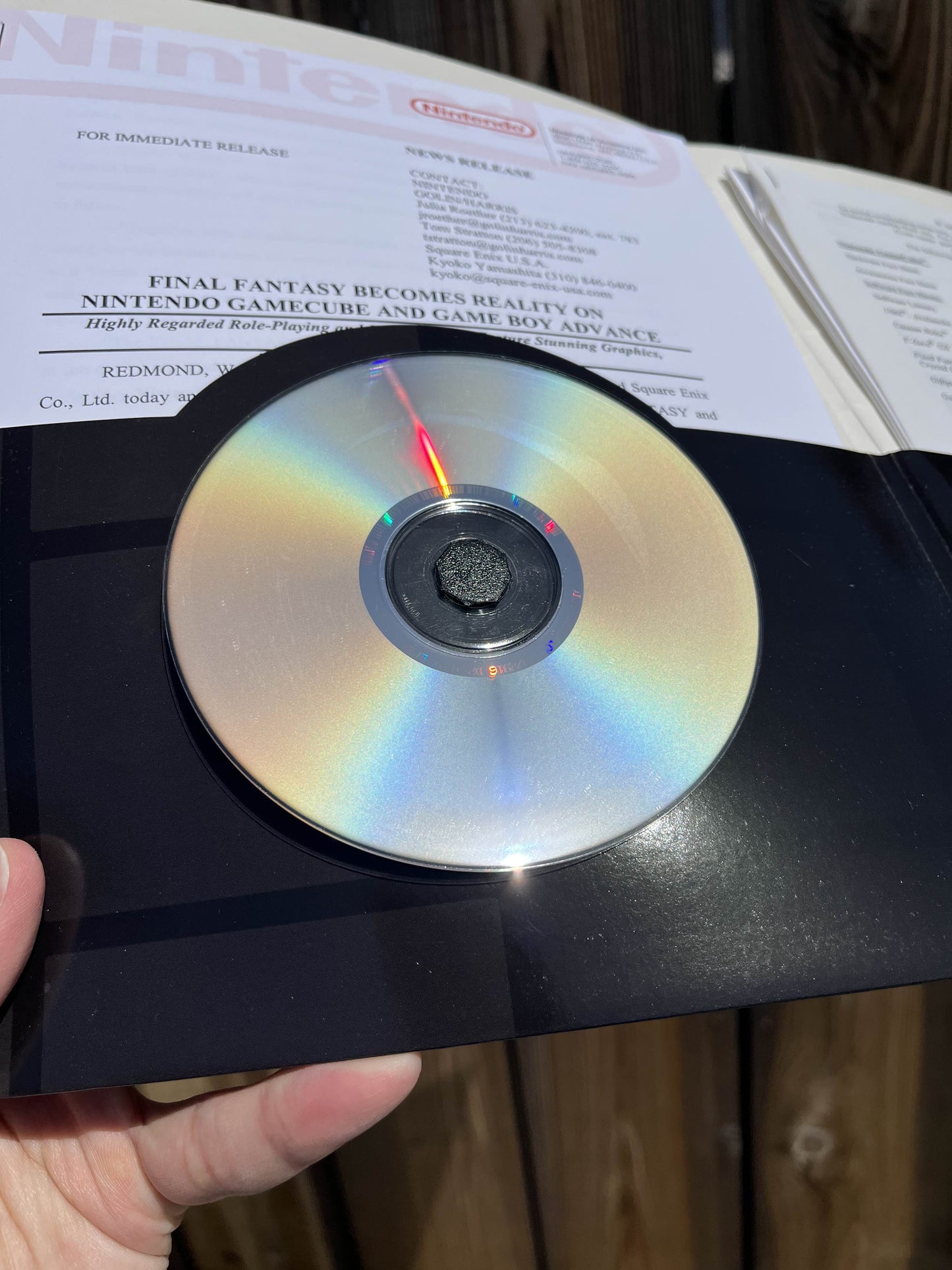Nintendo E3 2002 Press Kit *Extremely Rare* Complete & Clean!