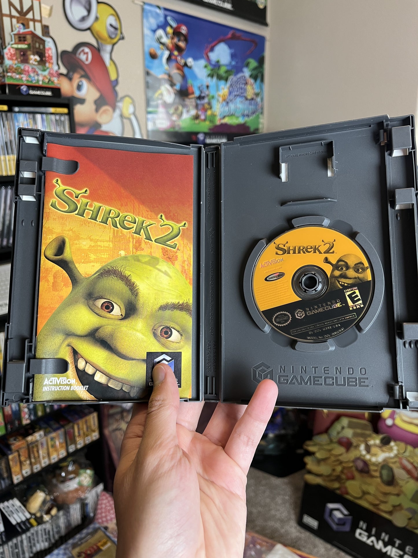 Shrek 2 GameCube CIB Clean