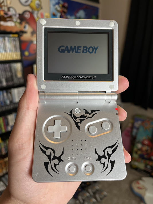 Game Boy Advance SP Special Tribal Tattoo Edition W/ Charger