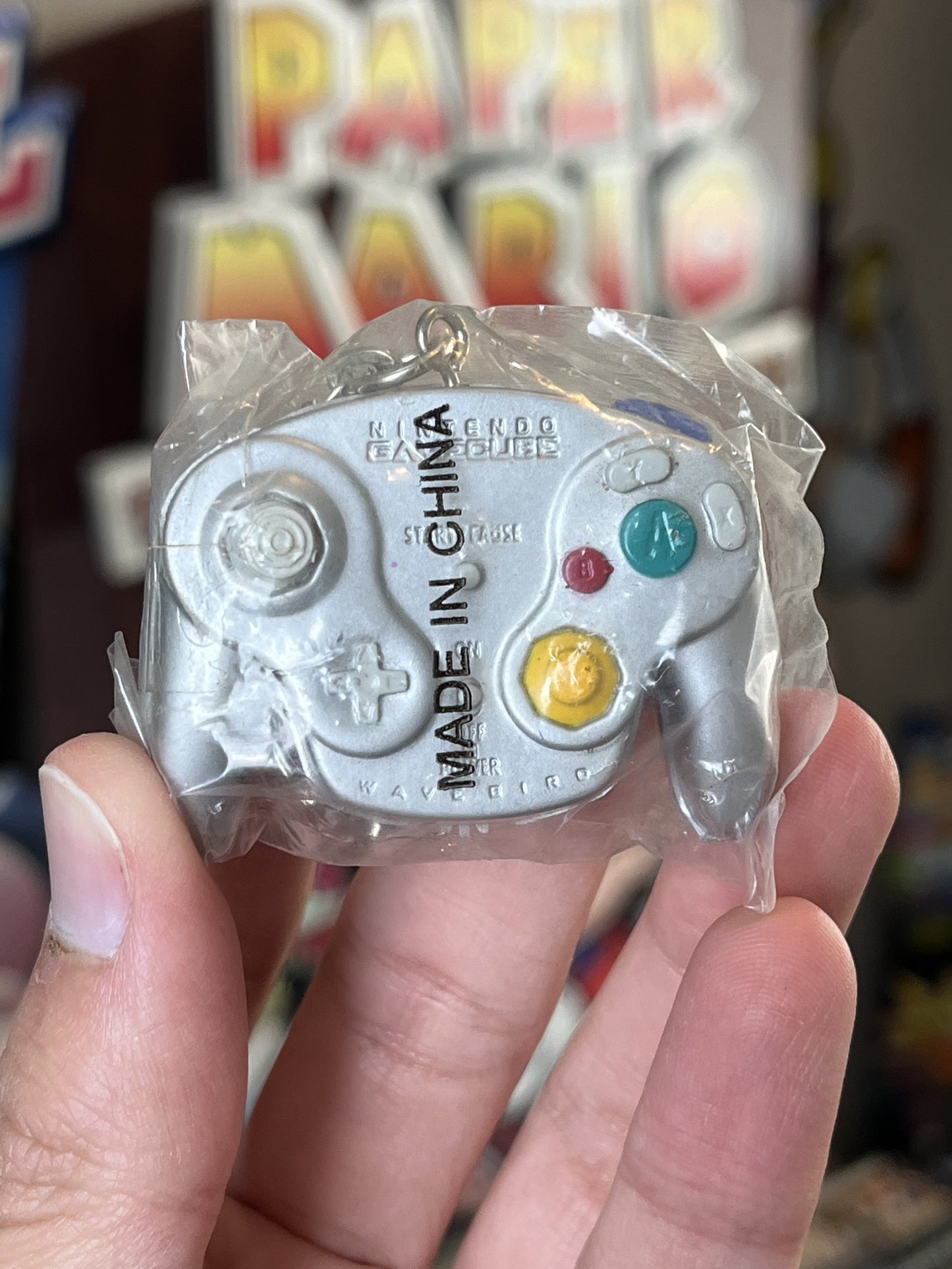 Mini Wavebird GameCube Controller Keychain SEALED