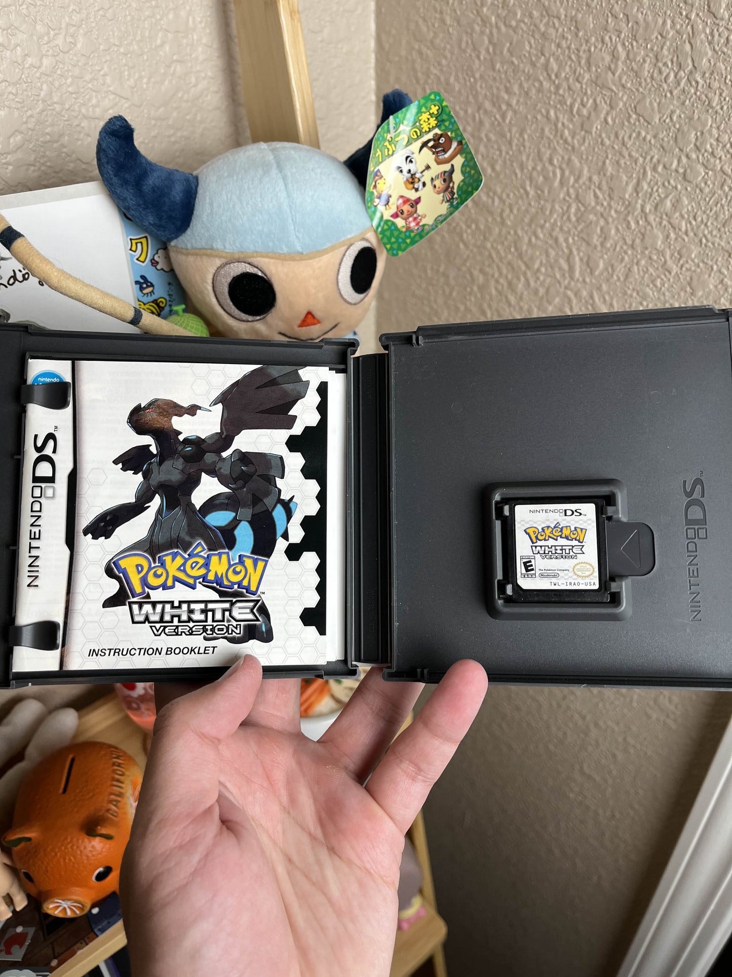 Pokemon White DS CIB Authentic